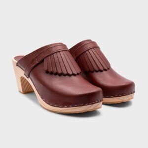 Brown Leather Clogs with Fringe Detail